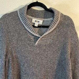 Joseph Abboud Men’s V Neck sweater two tone gray wool blend size Large